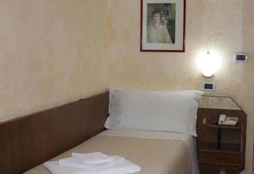 Номер Стандарт Индивидуальный, Rosa Serenella