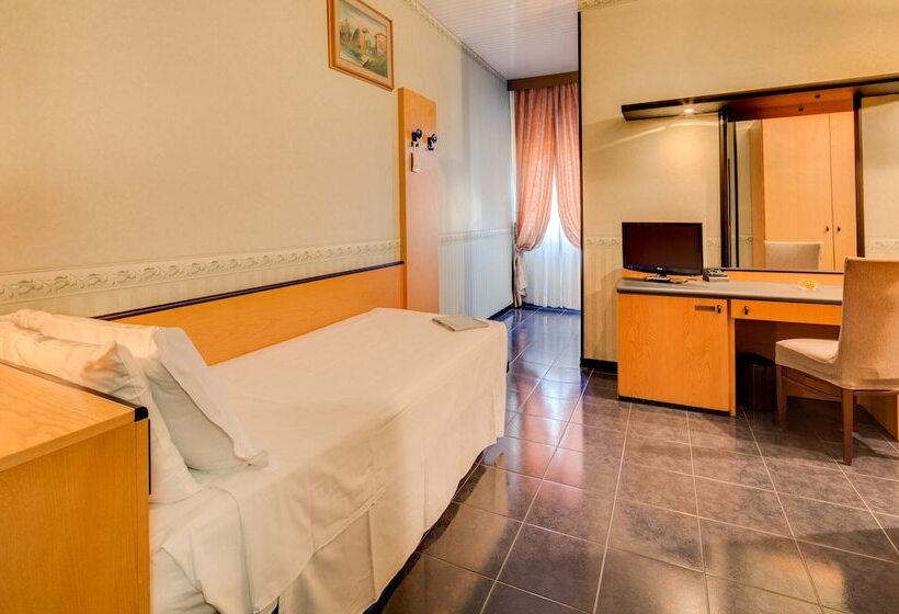 اتاق استاندارد سه نفره, San Donato  Bologna Centro