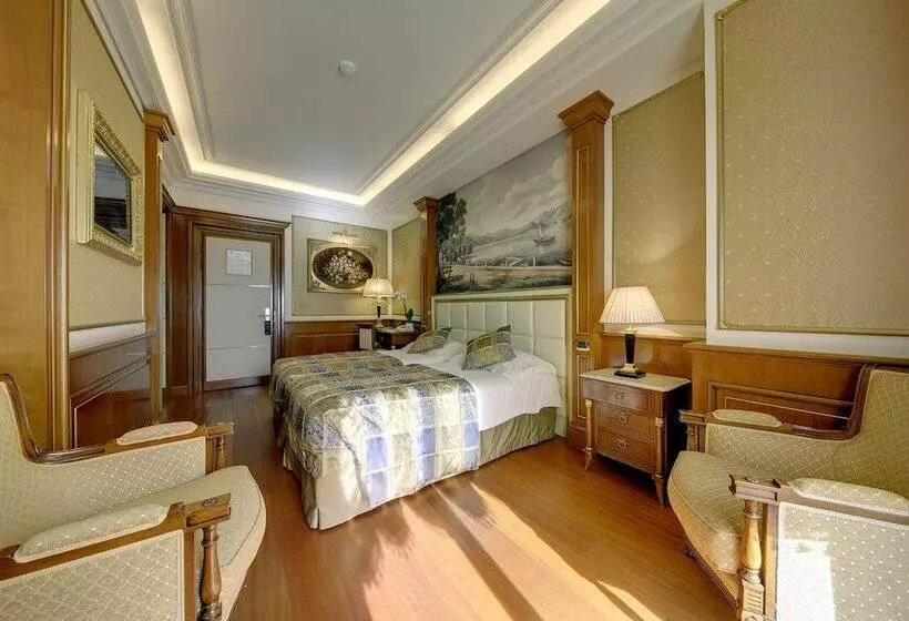 Deluxe-huone, Splendid