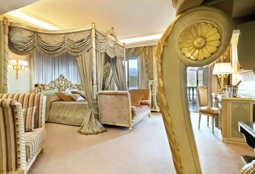 Suite with lake view, Splendid