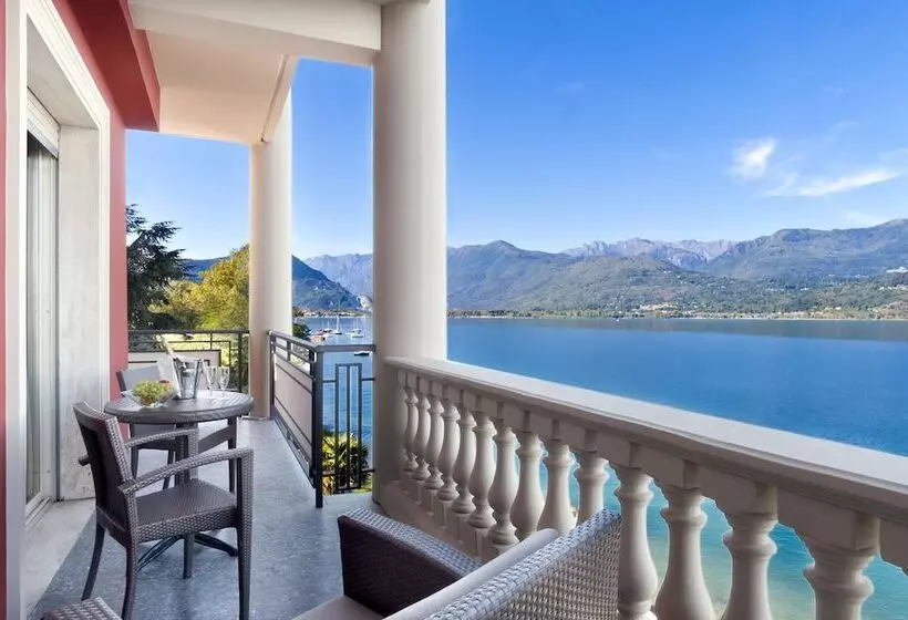 Suite with lake view, Splendid