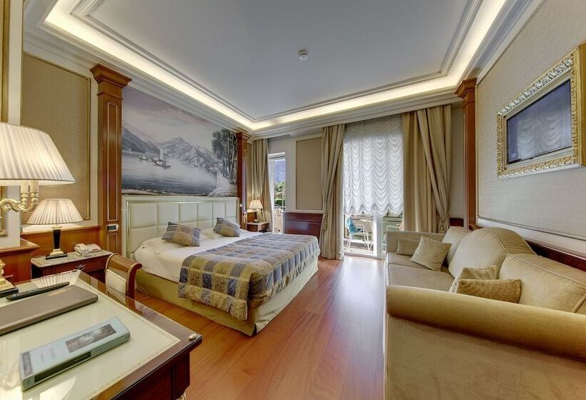 غرفة قياسية ثلاثية, Splendid