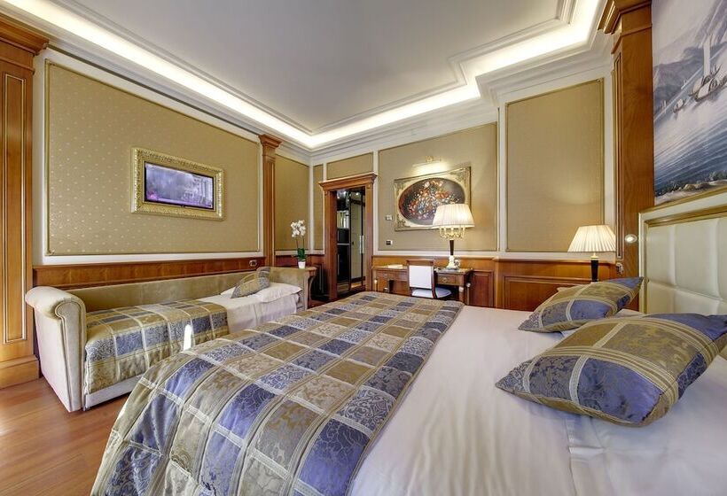 غرفة قياسية ثلاثية, Splendid