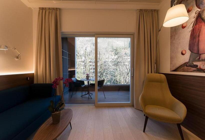 اتاق لوکس با بالکن, Stiegl Scala