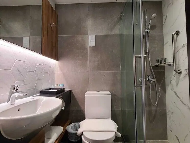 Premium room with view, The Harbourview   Chinese Ymca Of Hong Kong