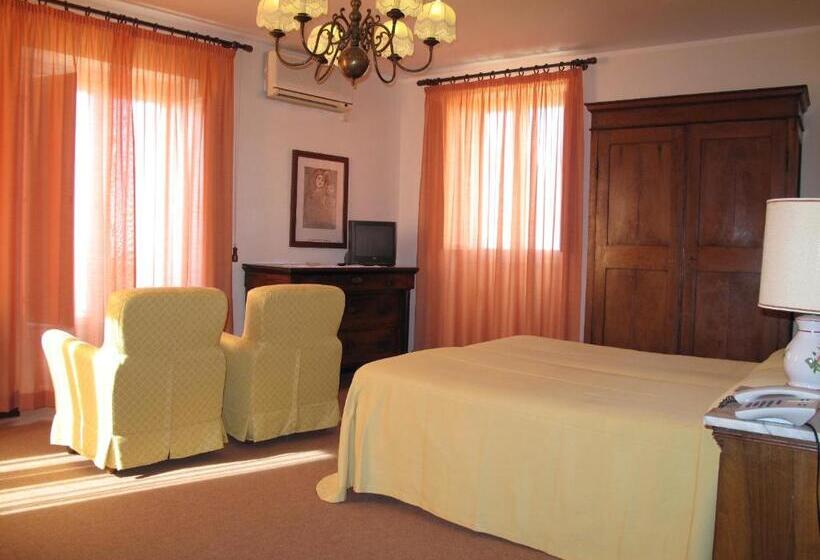 غرفة سوبيريور, Umbra