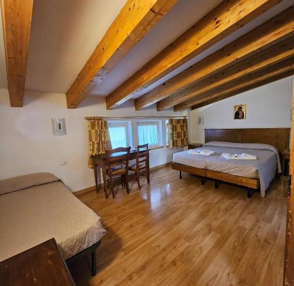 Номер Стандарт Трехместный, Park Hotel Sacro Cuore