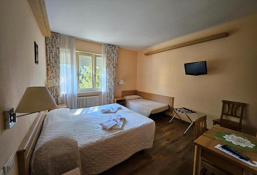 스탠다드 트리플 룸, Park Hotel Sacro Cuore