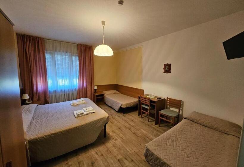 Семейный Номер, Park Hotel Sacro Cuore
