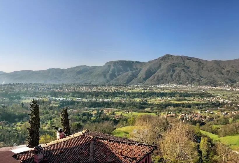 景色の見えるデラックスルーム, Renaissance Tuscany Il Ciocco Resort & Spa