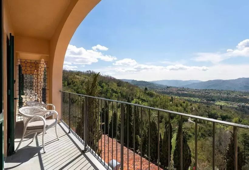 景色の見えるデラックスルーム, Renaissance Tuscany Il Ciocco Resort & Spa