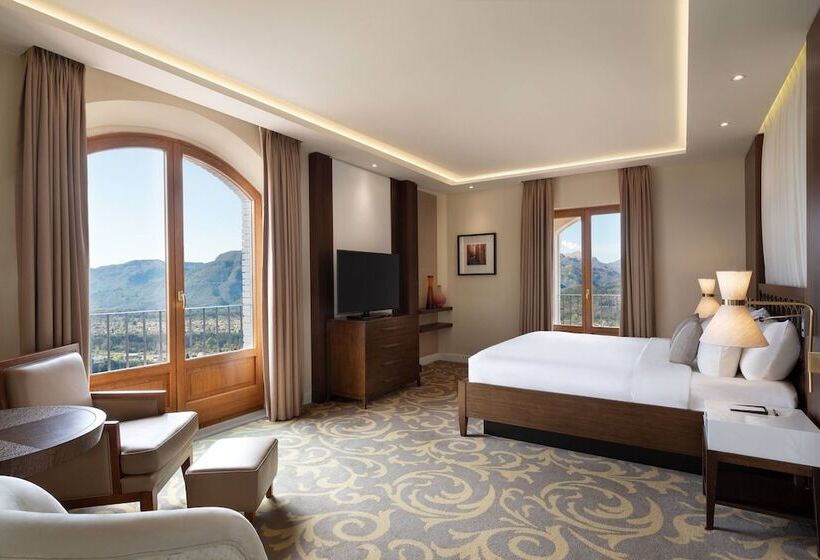 جناح ديلوكس, Renaissance Tuscany Il Ciocco Resort & Spa