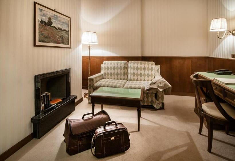 سوییت جونیور, Grand Hotel Bastiani