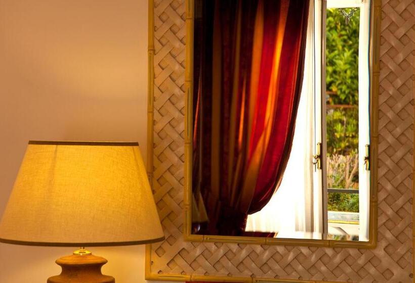 标准单人间, Grand Hotel Il Moresco