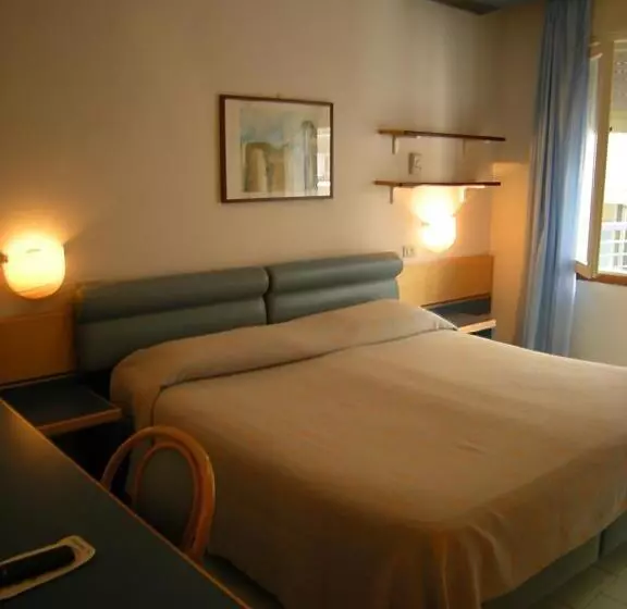 スタンダードルーム, Ambasciatori Palace