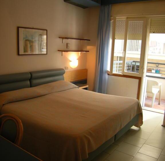 Номер Стандарт, Ambasciatori Palace