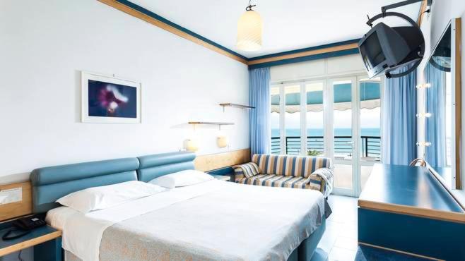 Номер Стандарт, Ambasciatori Palace