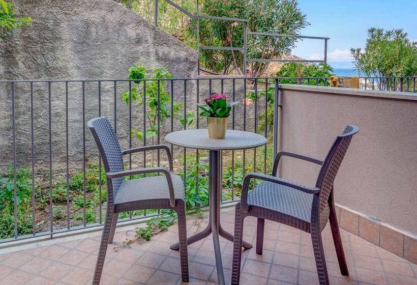 غرفة إقتصادية, Antares