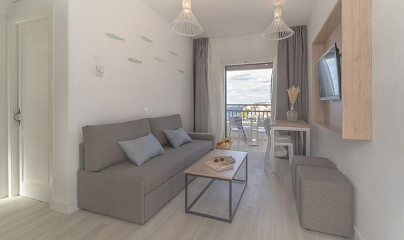 غرفة قياسية ثلاثية, Antares