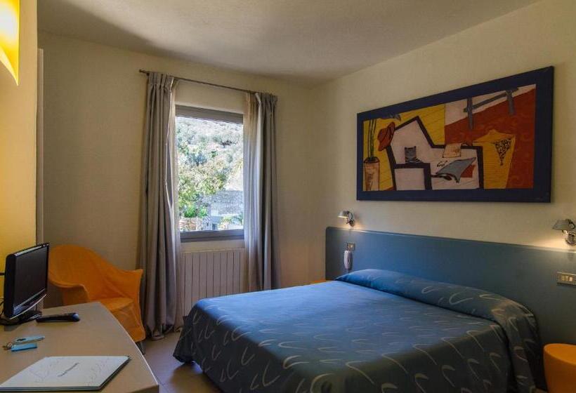 חדר סטנדרט, Arenella