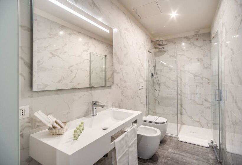 اتاق خانوادگی, Ariele