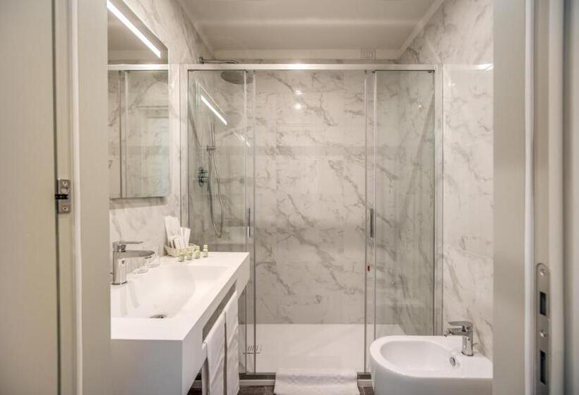 اتاق سوپریور با چشم‌انداز باغ, Ariele