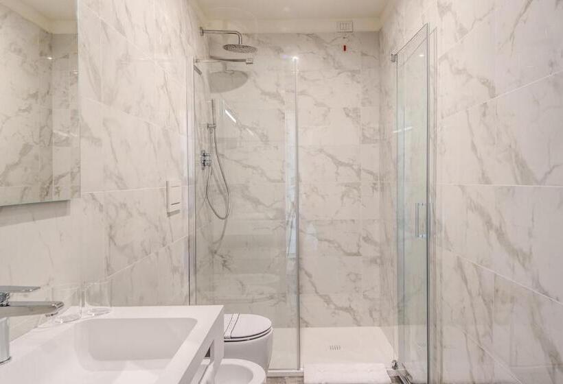 اتاق اکونومی, Ariele