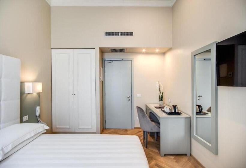 اتاق اکونومی, Ariele