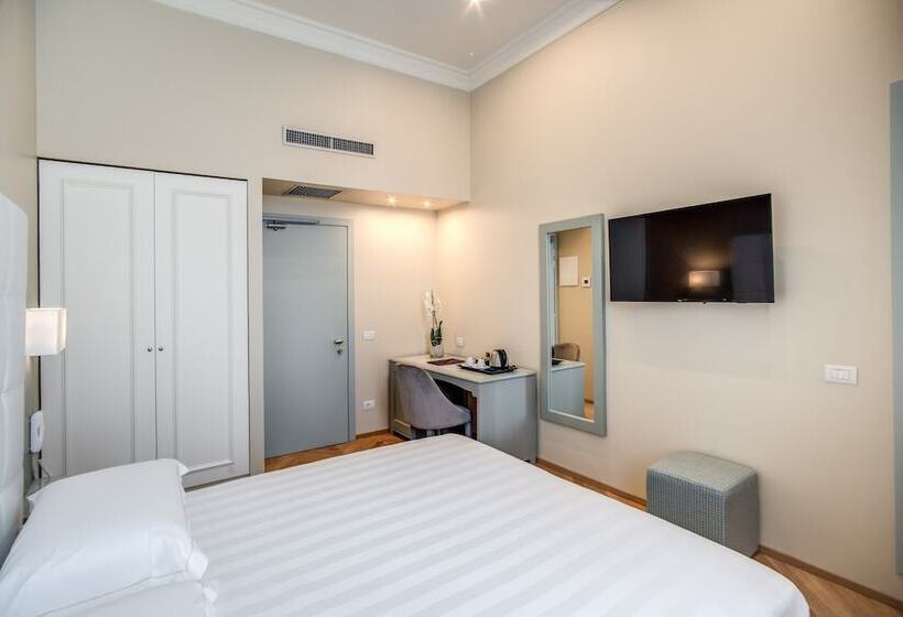 اتاق اکونومی, Ariele