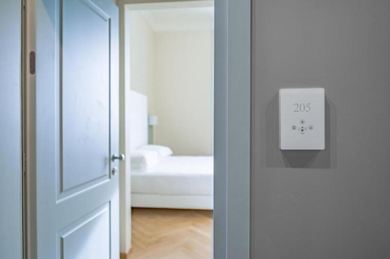 اتاق خانوادگی, Ariele