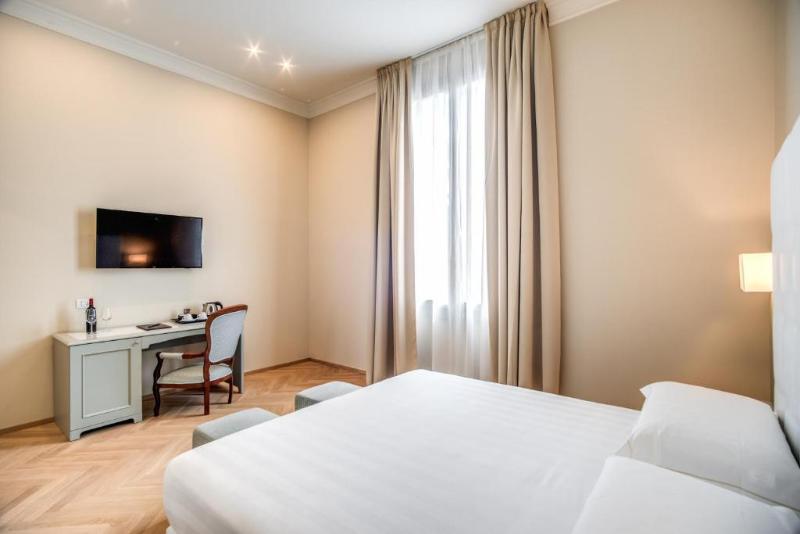 اتاق خانوادگی, Ariele