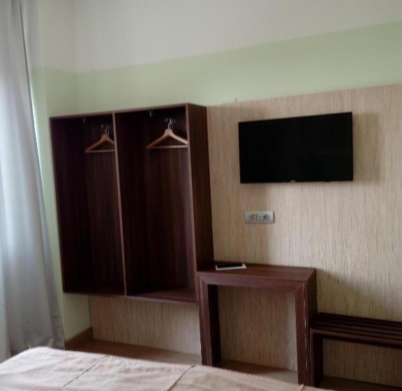 غرفة قياسية ثلاثية, Astoria Gallarate