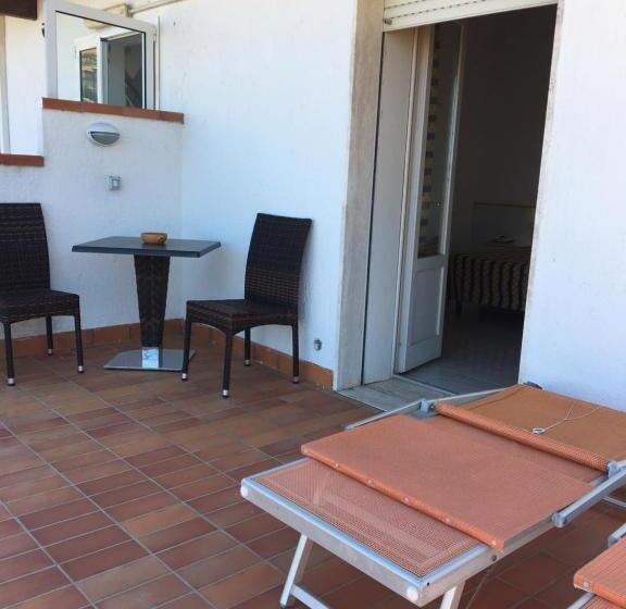 غرفة قياسية مطلّة علي البحر مزوَّدة بشُرفة, Bahamas