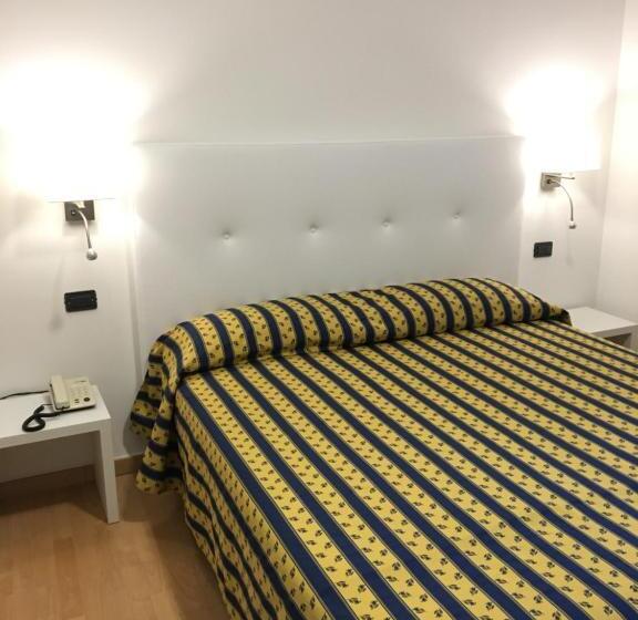 غرفة قياسية مطلّة علي البحر مزوَّدة بشُرفة, Bahamas