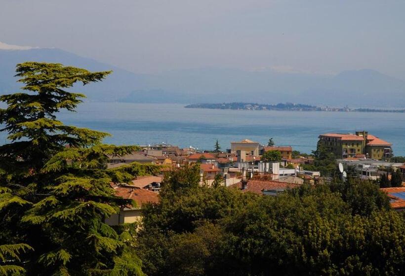 Семейный Номер, Benaco