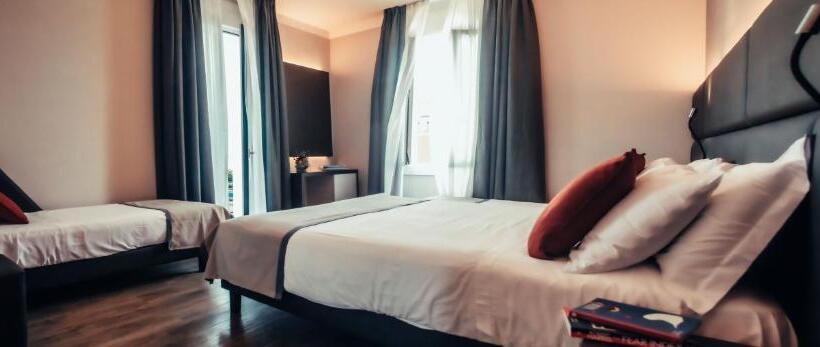 Семейный Номер, Benaco