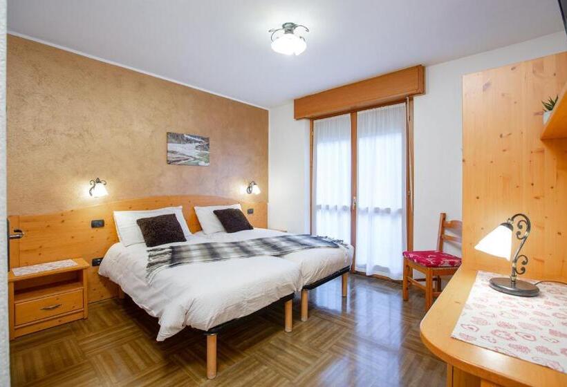 חדר סופריור עם נוף להרים, Biancospino