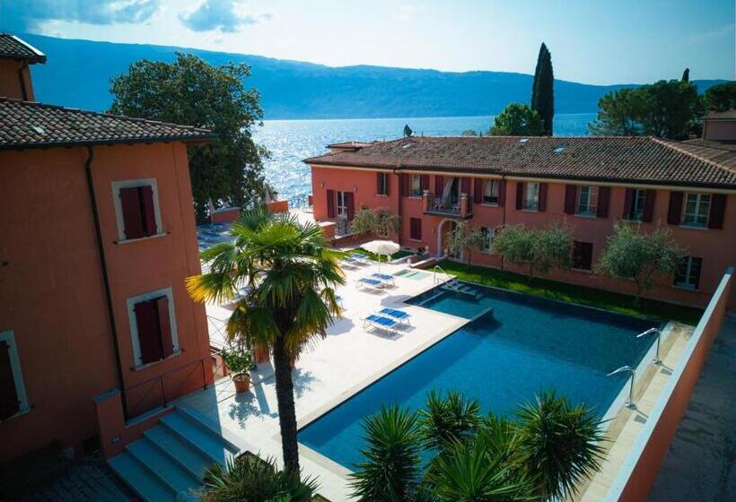 Quarto Deluxe Vista Lago, Bogliaco