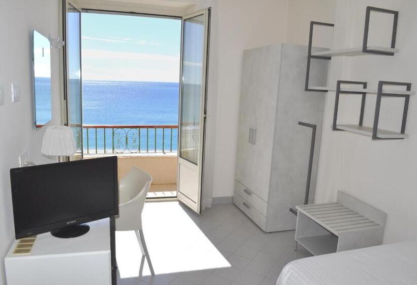 オーシャンビューのスタンダードシングルルーム, Boncardo