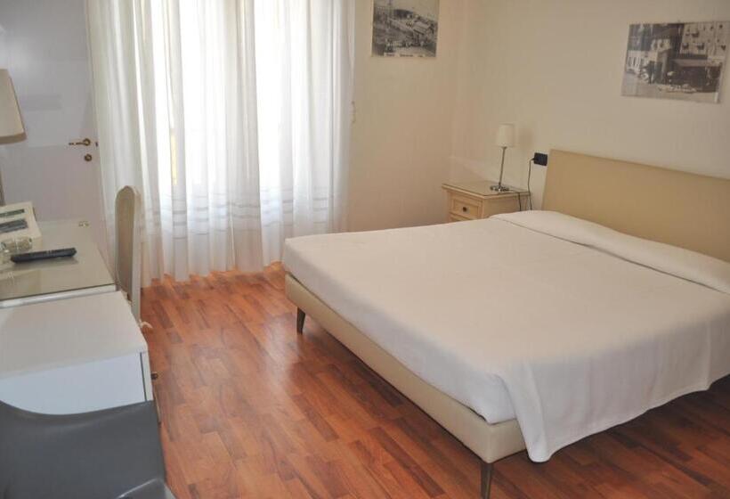 エコノミールーム, Boncardo