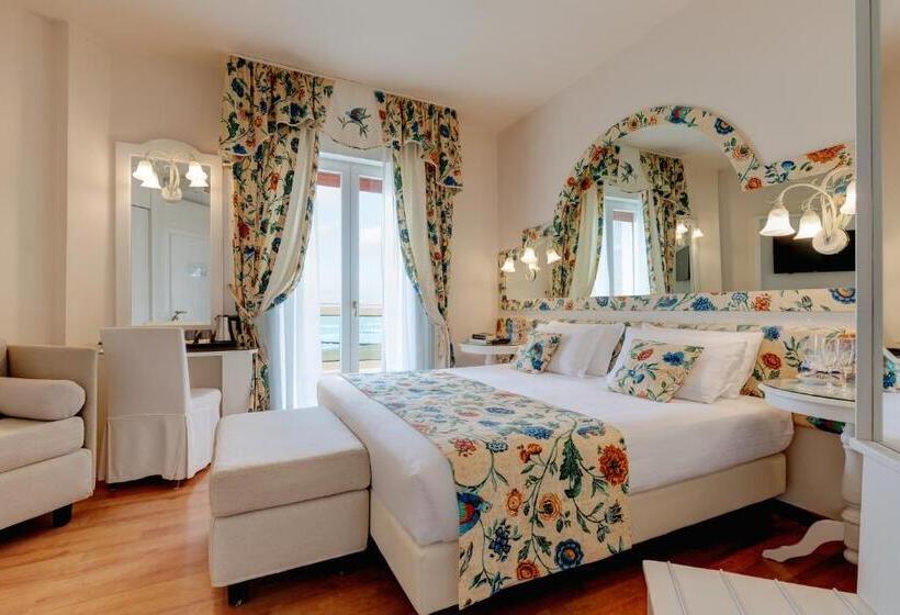 Номер Стандартный с Видом, Cavalieri Palace