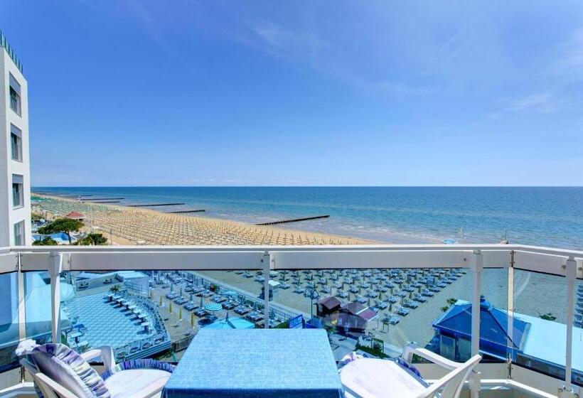 带观景的标准间, Cavalieri Palace