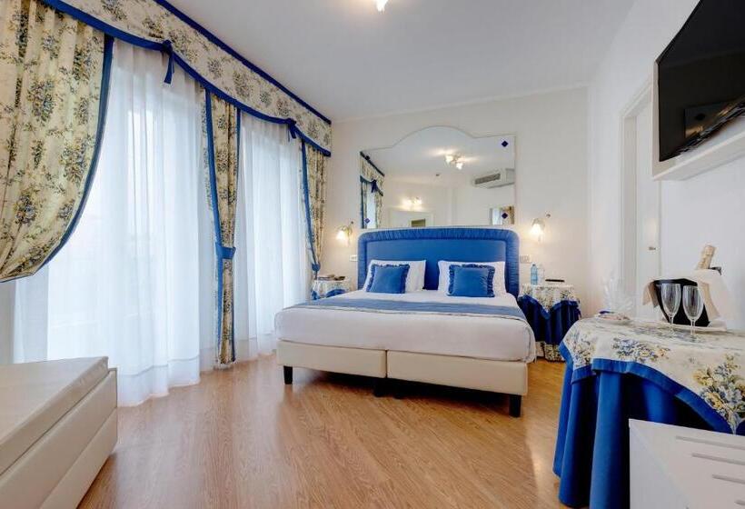 高级大房间, Cavalieri Palace