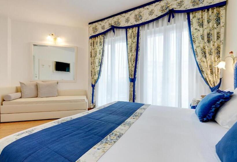 高级大房间, Cavalieri Palace