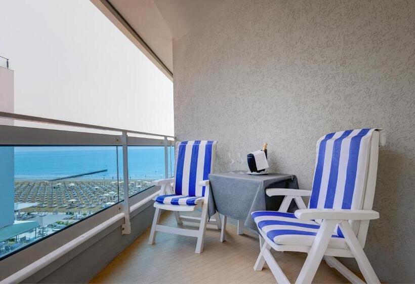 带海景标准单人间, Cavalieri Palace