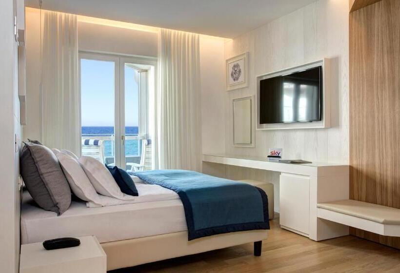 带阳台套房, Cavalieri Palace