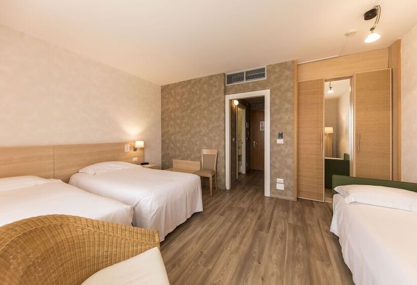 스탠다드 트리플 룸, Donatello Imola