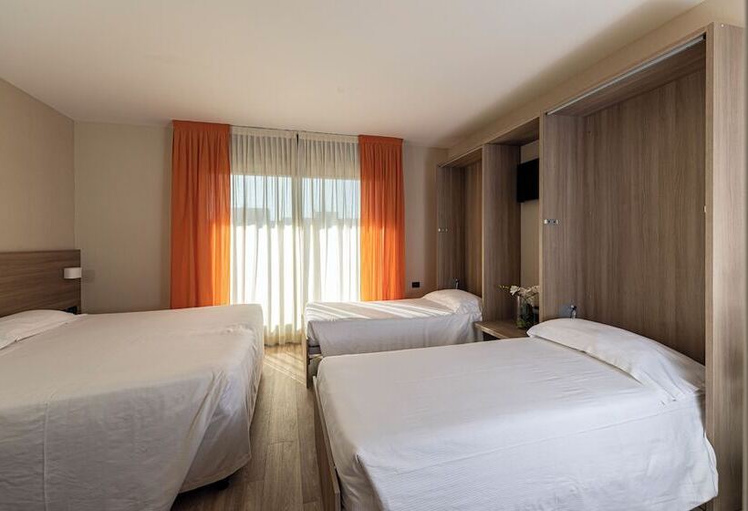 4인용 스탠다드 룸, Donatello Imola