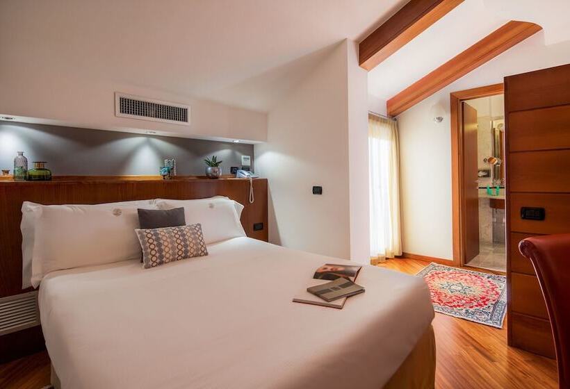 Номер Стандарт, Grand Hotel Diana Majestic