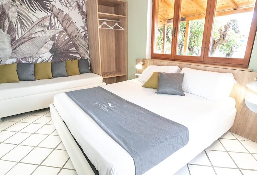 高级三人间, Il Perseo